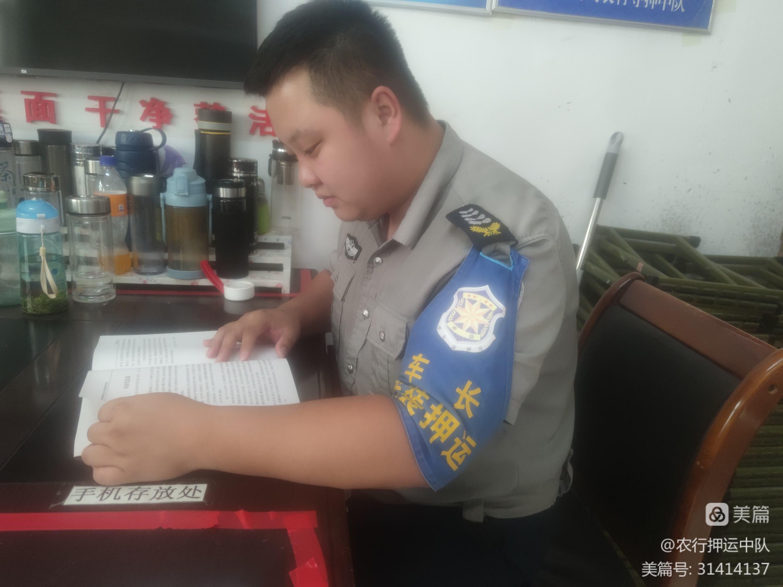 1658127765413018.jpg 1658127765413018.jpg