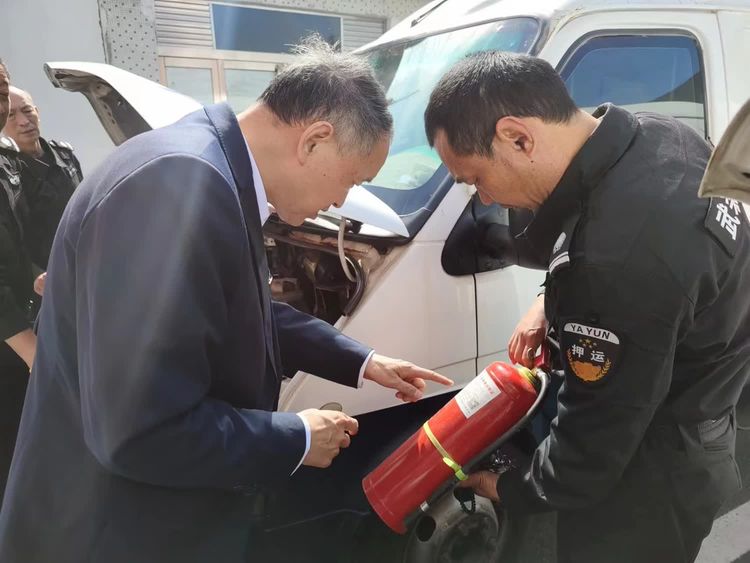 1682644685688742.jpg 1682644685688742.jpg