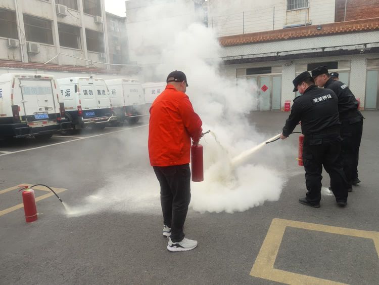 1682929563990265.jpg 1682929563990265.jpg