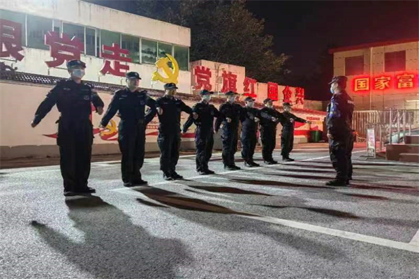 1696908251373980.jpg 4.jpg