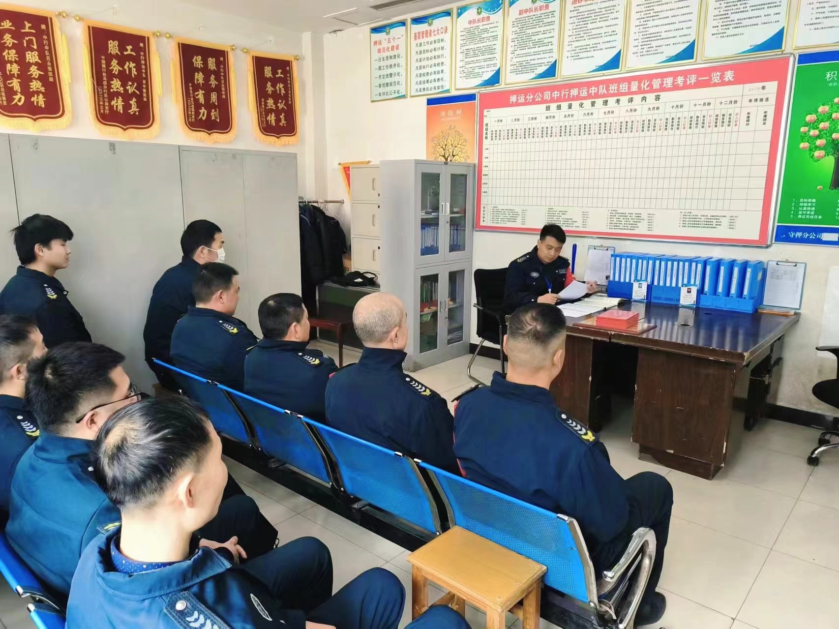 1706778596447679.jpg 1706778596447679.jpg