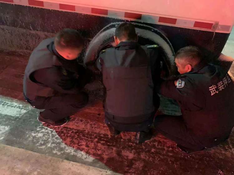 1707013749450157.jpg 1707013749450157.jpg