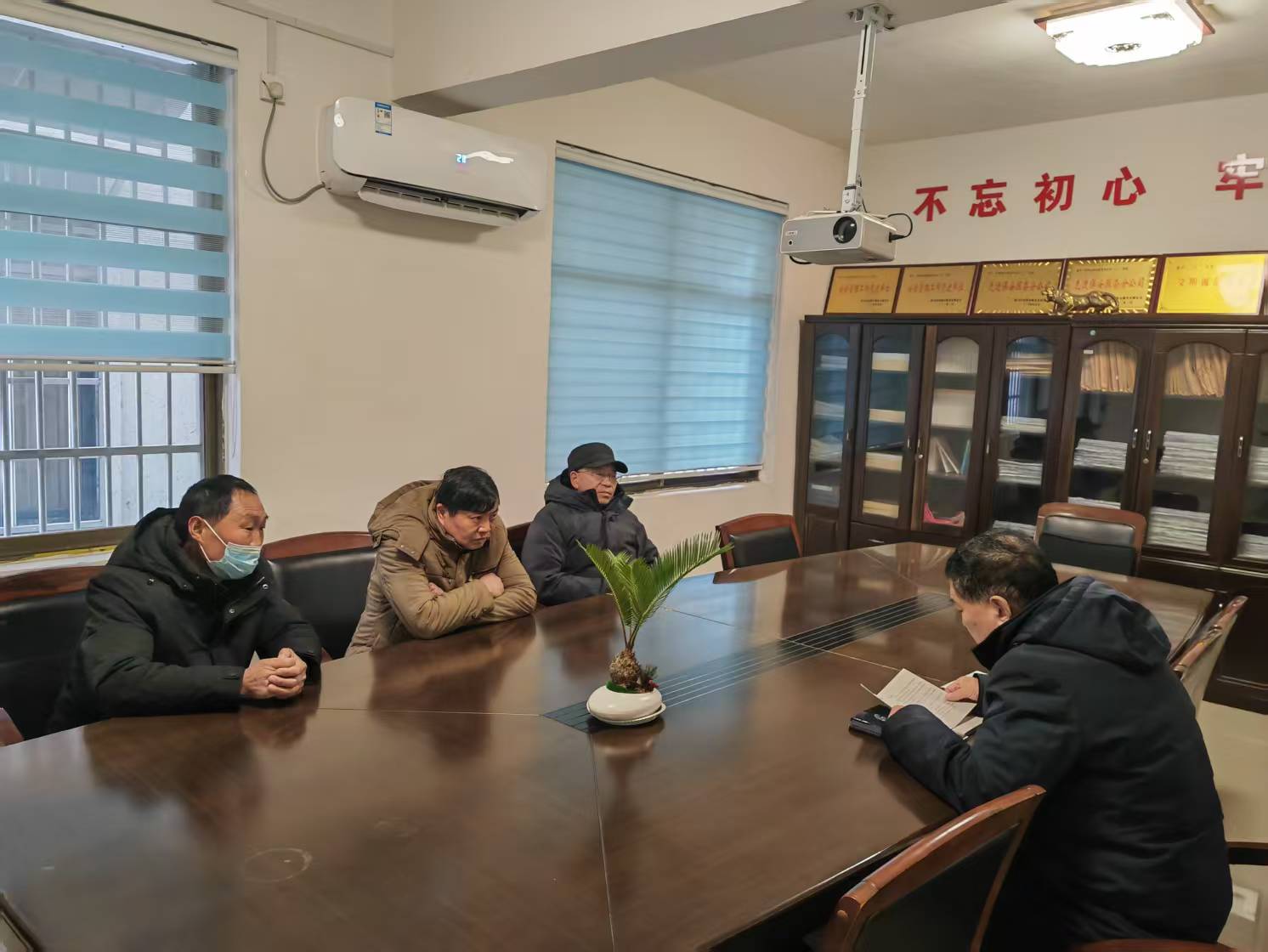 1739697434698821.jpg 1739697434698821.jpg