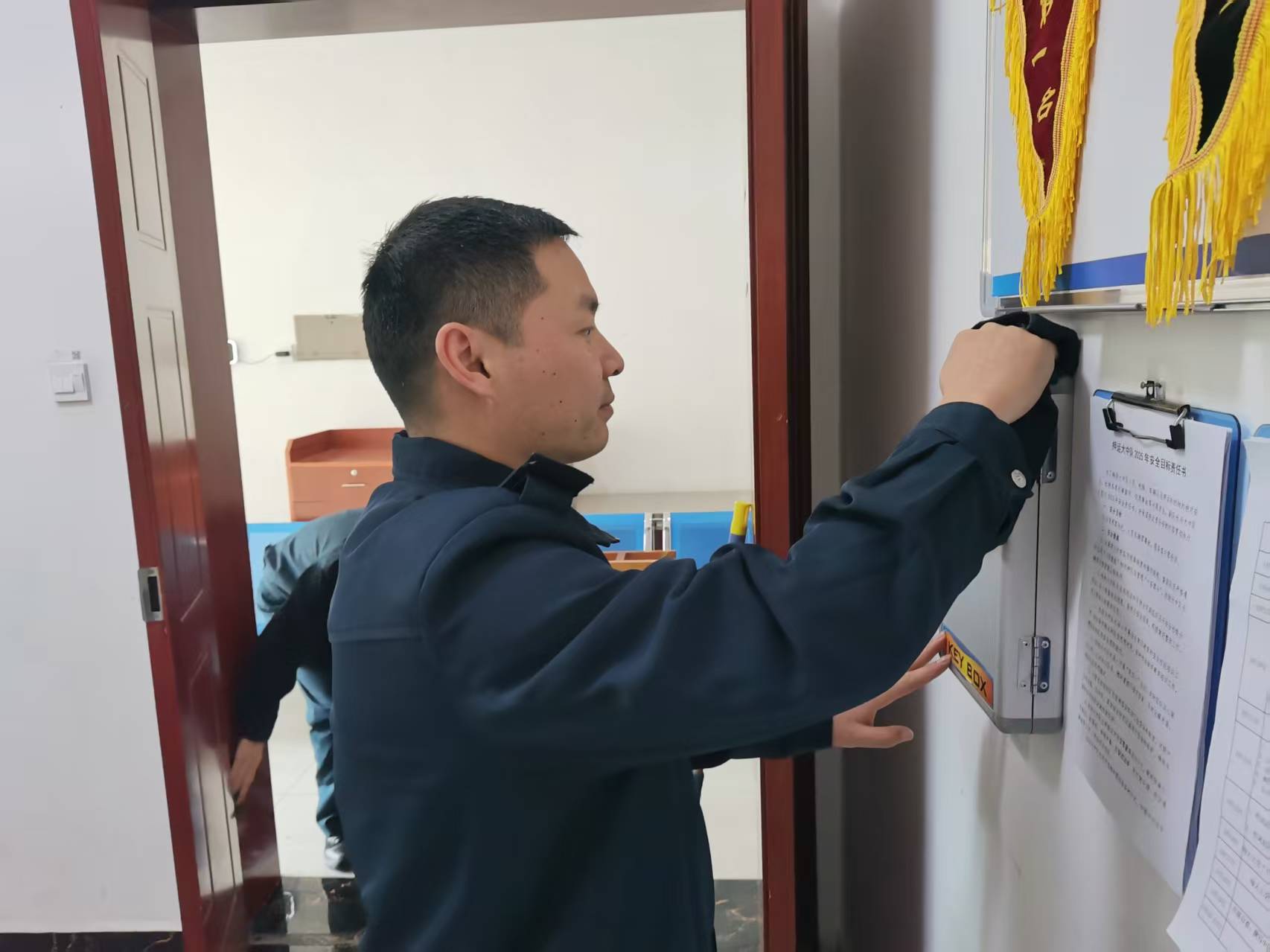 1742693719521092.jpg 1742693719521092.jpg